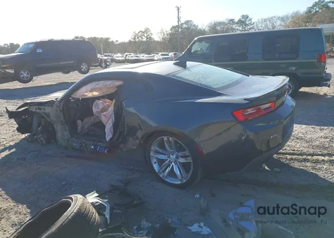 2017 Chevrolet Camaro 2Lt z USA, uszkodzony, nr VIN 1G1FD1RS4H0104858